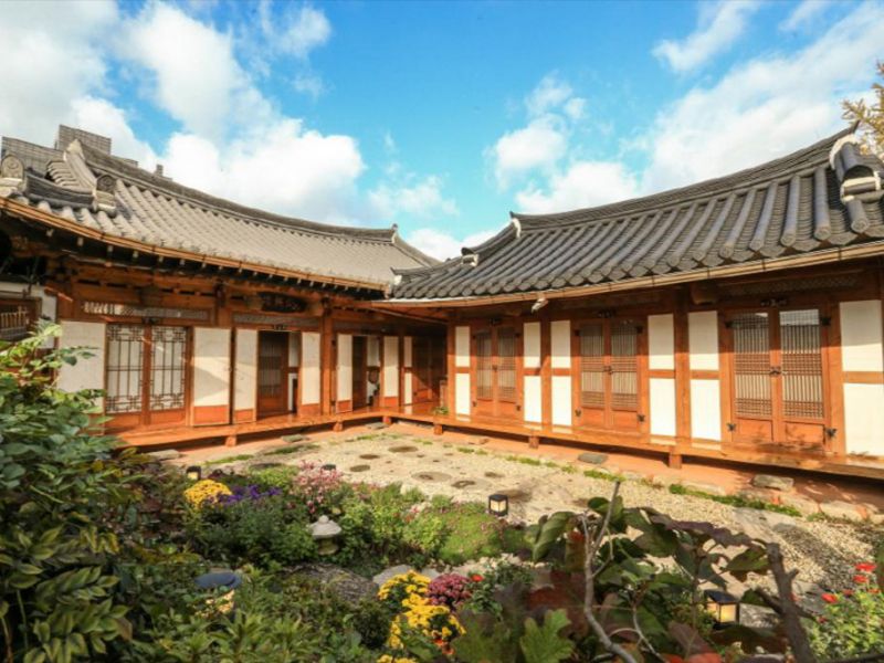 Du học Hàn Quốc - Khám phá sự đặc sắc của kiểu nhà truyền thống Hanok của Hàn Quốc